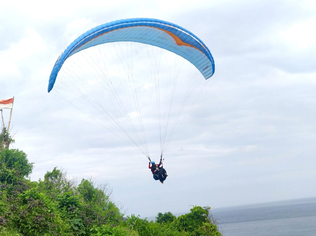 paragliding bali Gunung payung