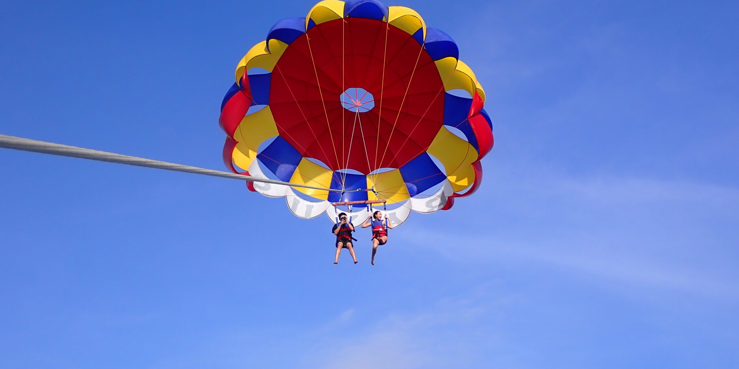 P1140067 parasailing nusa dua