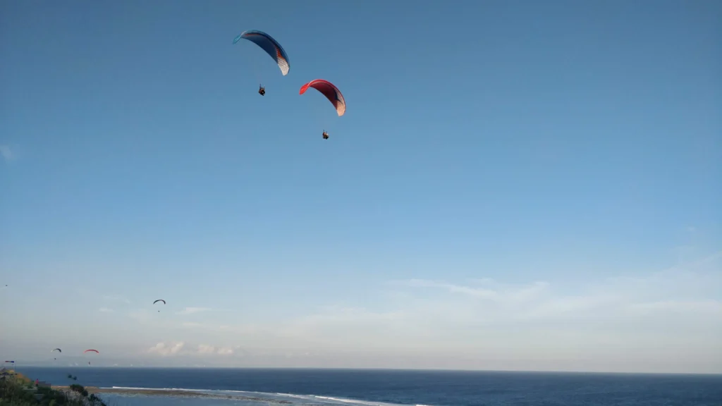 Lokasi paragliding di Bali
